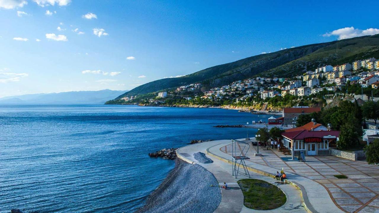 Vacation Home Korina Senj  Esterno foto